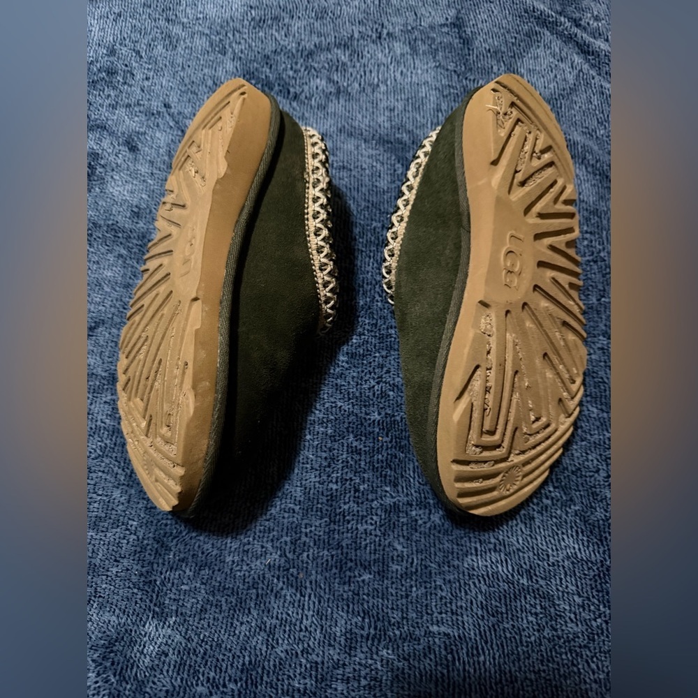 UGG Kids Green Suede Slippers - Picture 4 of 5